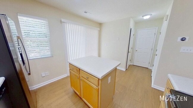 Building Photo - 249 Malamute Ln