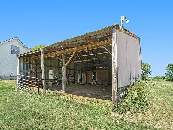Building Photo - 3019 M-52