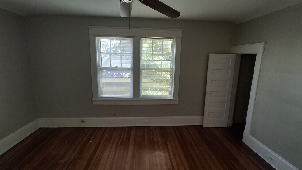 upstairs bedroom - 607 Guilford Ave