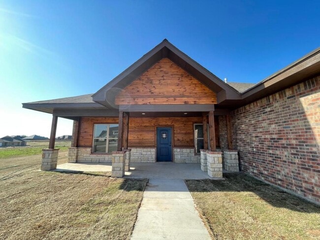 Primary Photo - 4231 Mesa Dr