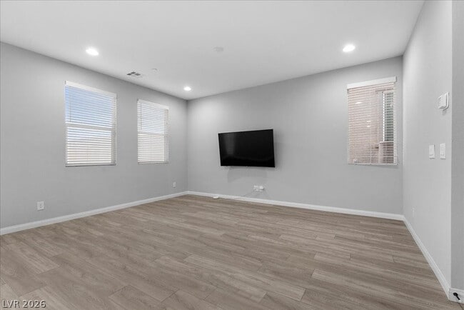 Building Photo - 10423 Stroma Ave