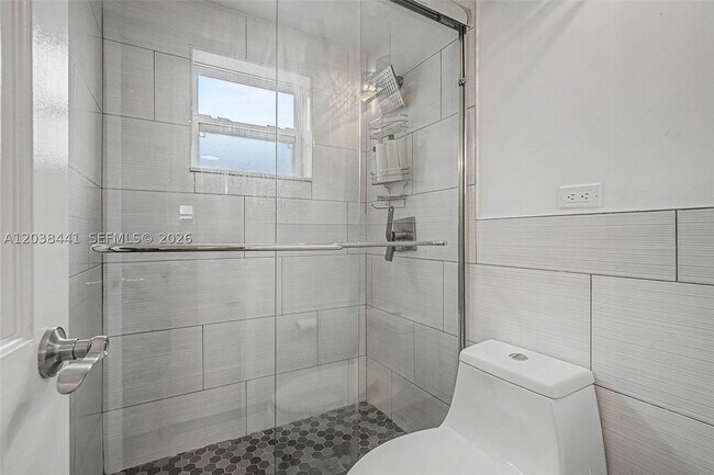 Building Photo - 5910 SW 62nd St