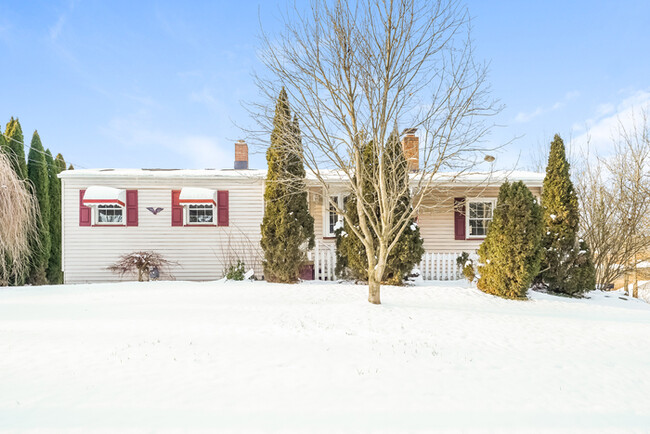 Primary Photo - Single-Story Home with Sunroom & Cozy Den