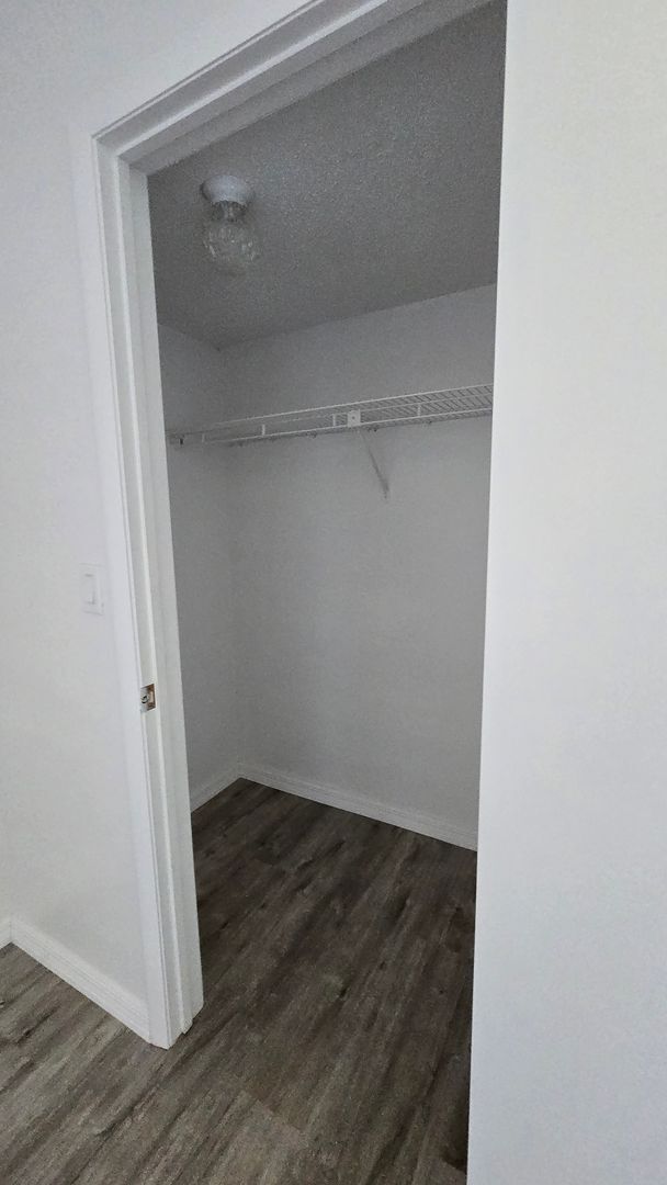 Building Photo - Nice 2/2 in the Gated East Lake Woodlands community