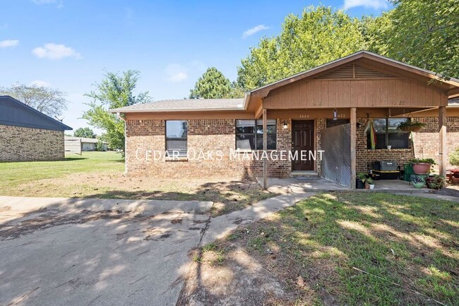 Building Photo - 4424 Acoma St