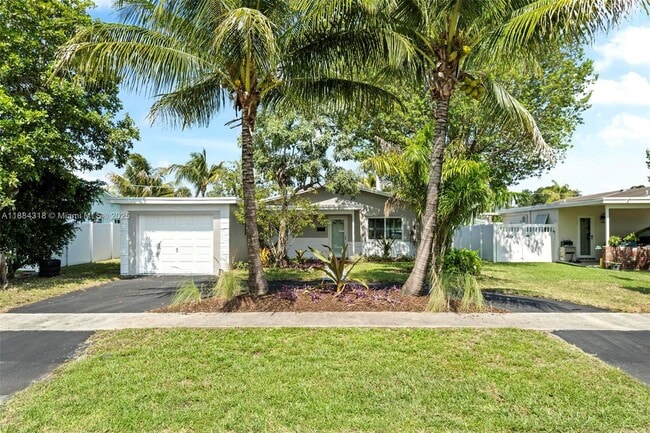 Primary Photo - 838 NW 10th Ave