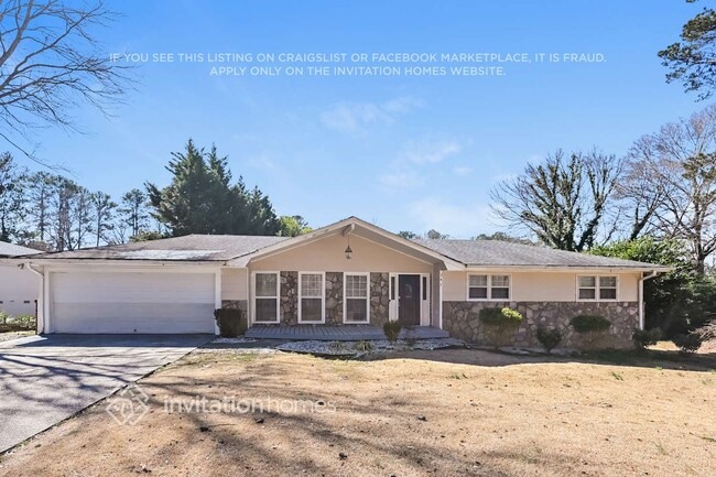 Building Photo - 247 Sandra Dr NW