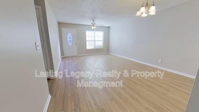 Building Photo - 4613 Mallard Creek Dr