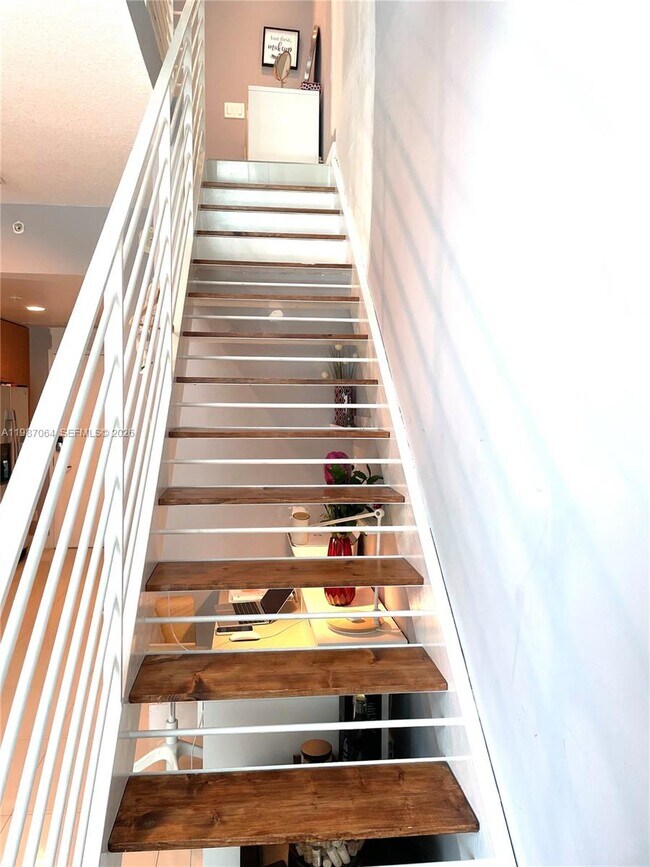 Building Photo - 60 SW 13th St