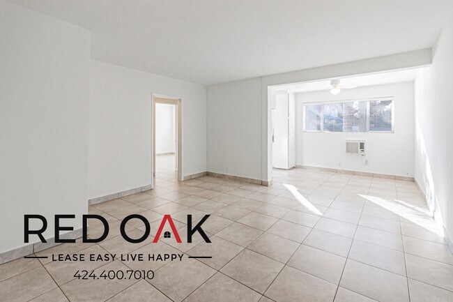 Primary Photo - 4838 Hazeltine Ave