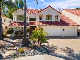 Building Photo - 6143 Lake Lindero Dr