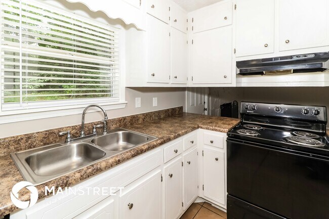 Building Photo - 3470 Valley Oaks Rd