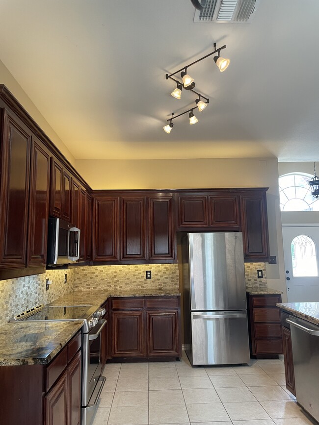Building Photo - 4835 Stetson Dr N