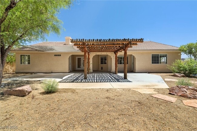 Building Photo - 6171 Starlight Dr