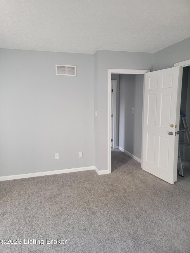 Building Photo - 10315 Amberwell Park Rd