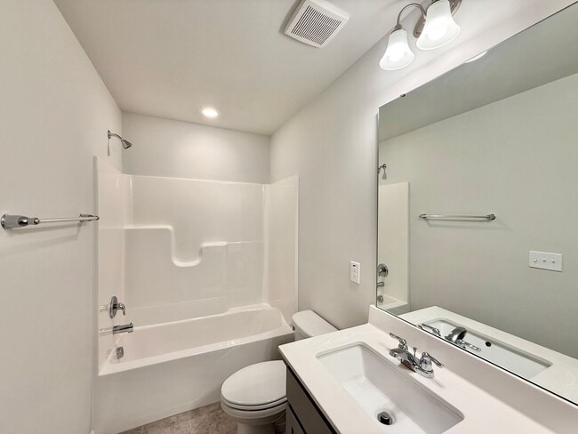 Building Photo - New Construction 3BD, 2.5BA Durham Townhom...