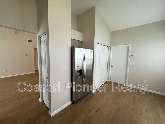 Building Photo - 11222 Clayridge Dr