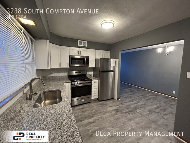 Building Photo - 3238 S Compton Ave