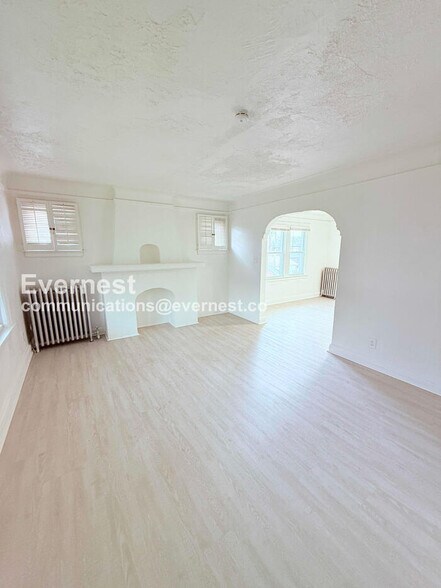 Building Photo - 15736 Steel St