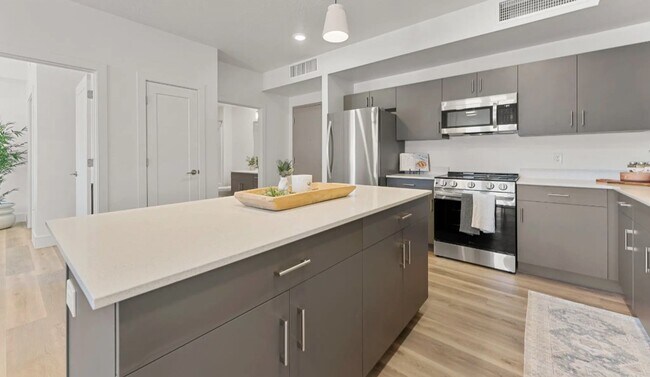 Building Photo - Brand New Modern Apartments at Ascesa