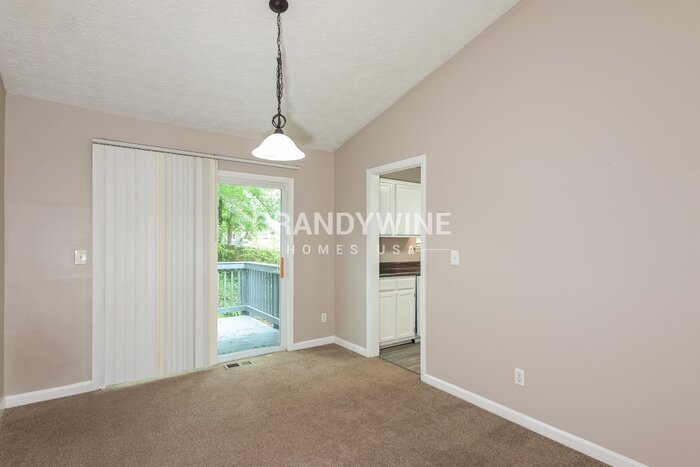 Building Photo - 6575 Smoke Ridge Dr