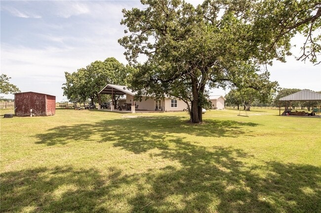 Building Photo - 2205 Co Rd 122