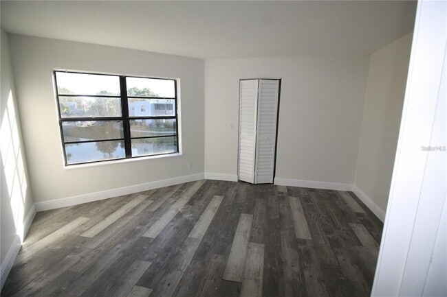 Building Photo - 3927 Atrium Dr