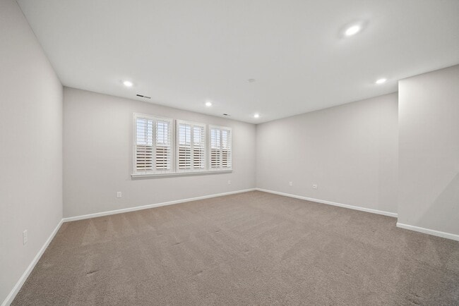 Building Photo - 2116 Curry Mdw Wy