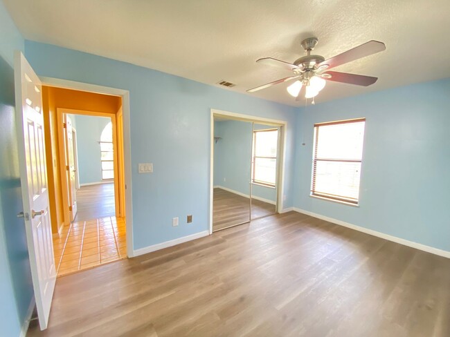 Building Photo - Spacious 3-Bedroom Home with Private Pool ...
