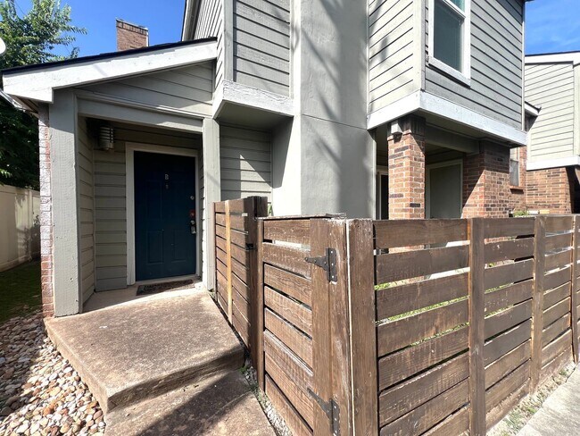 Building Photo - Two Stories 2 Bedroom 1.5 Bath Condo Home for rent near Domain,  Ground Floor with Balcony, Gated...
