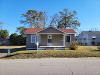 Building Photo - CALHOUN