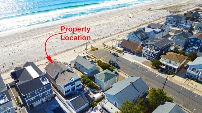 Building Photo - 304 Oceanfront