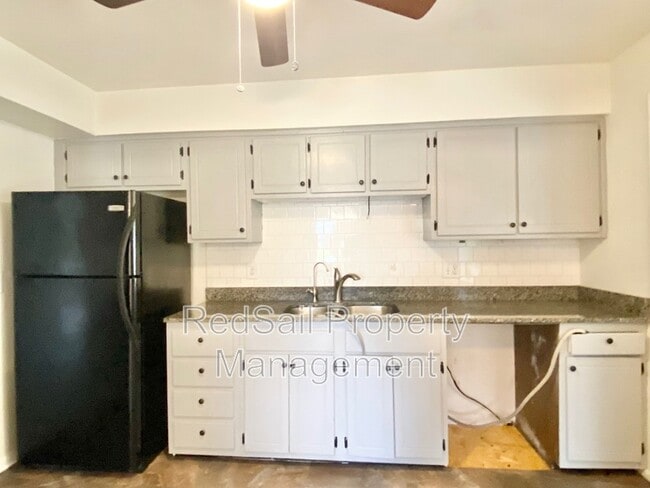 Building Photo - 3809 Ludgate Dr