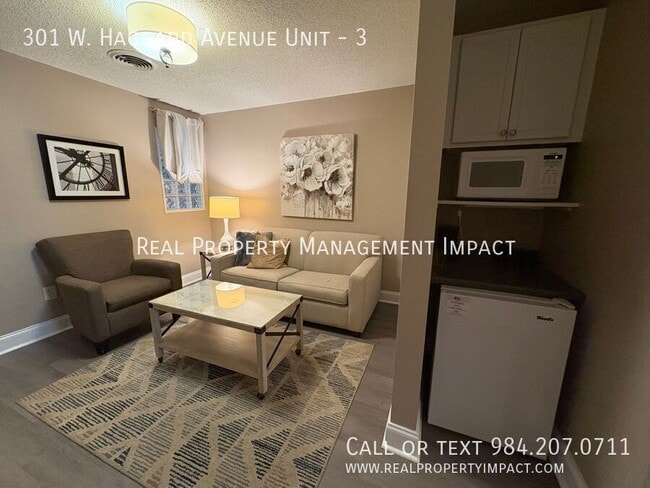 Building Photo - 301 W Haggard Ave
