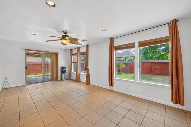 Building Photo - 16547 Lanesborough Dr