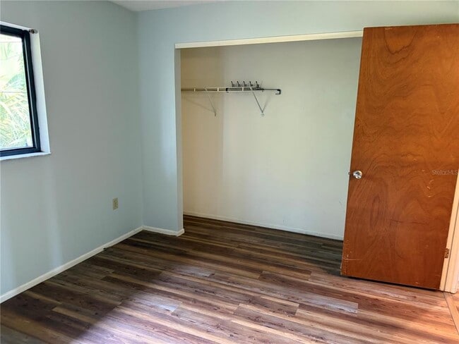 Building Photo - 1780 Shadow Ln