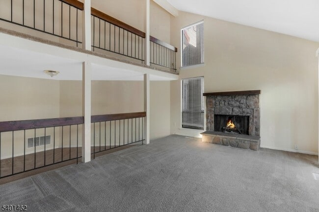 Building Photo - 117 Bluebird Dr