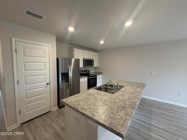 Building Photo - 6621 Slabinski Ln