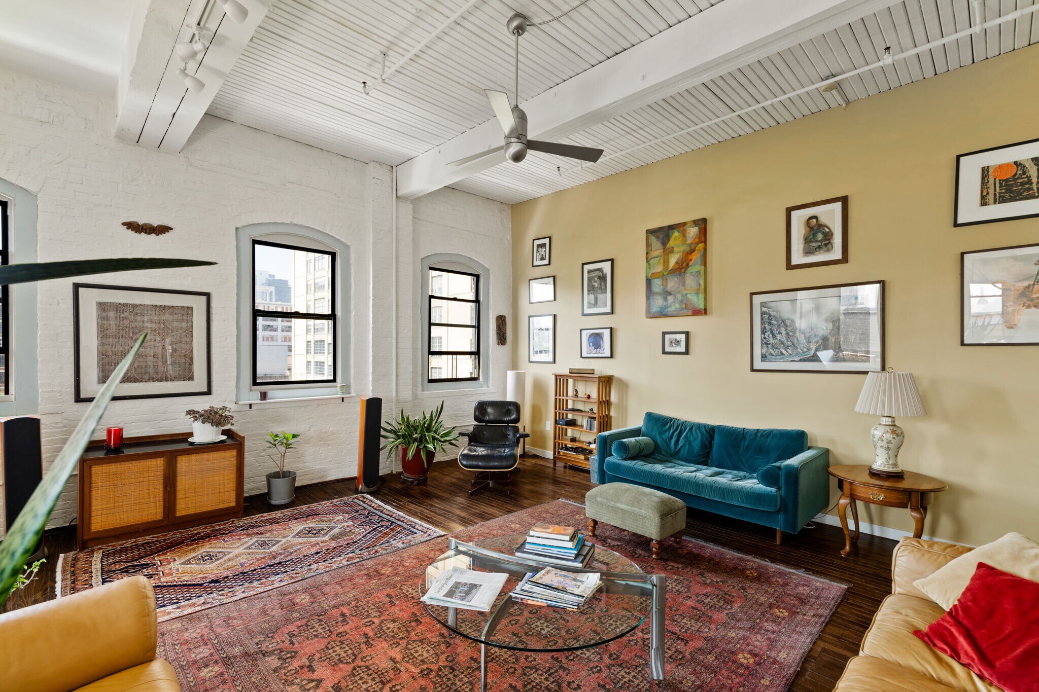 Building Photo - 429 N 13th St