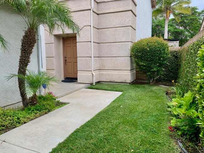 Building Photo - 2760 Irongate Pl