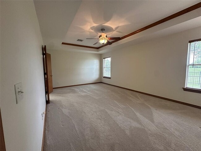 Building Photo - 15713 Traditions Blvd