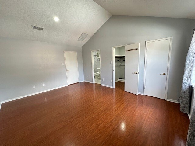 Building Photo - 7700 Creekbend Dr