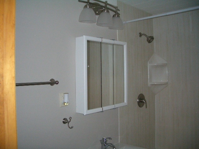 Building Photo - 247 Crestview Ln