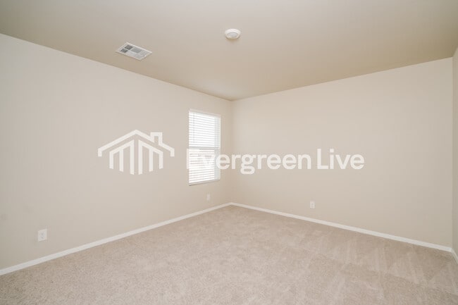 Building Photo - 1118 Raven Dr