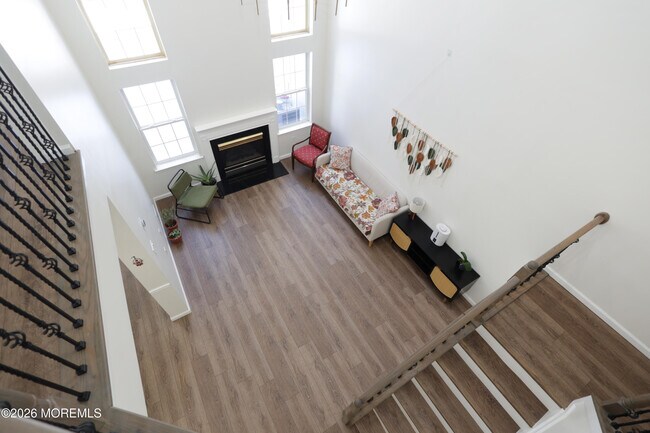 Building Photo - 42 Pennsbury Way