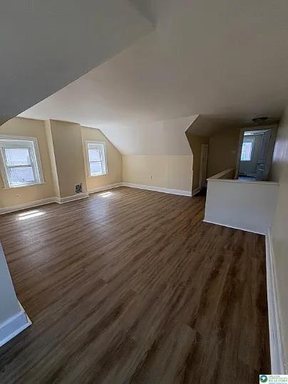 Building Photo - 520 Fiot Ave