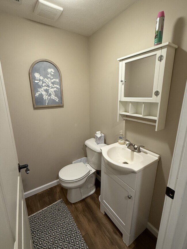 Building Photo - 11324 Rineyville Rd