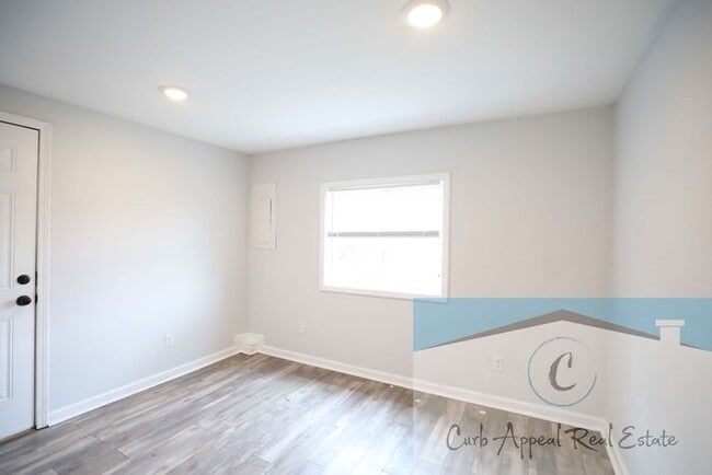 Building Photo - Newly remodeled 1 bedroom 1 bathroom
