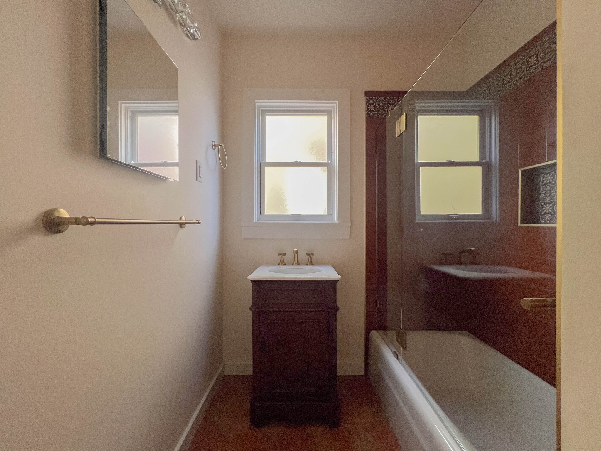 Bathroom - 1504 Grant St