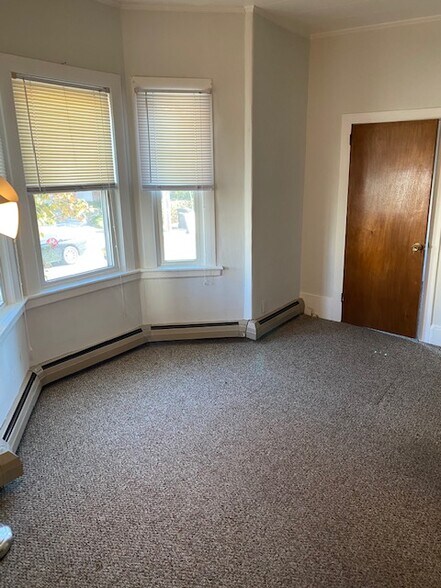 Living room - 55 Dane St